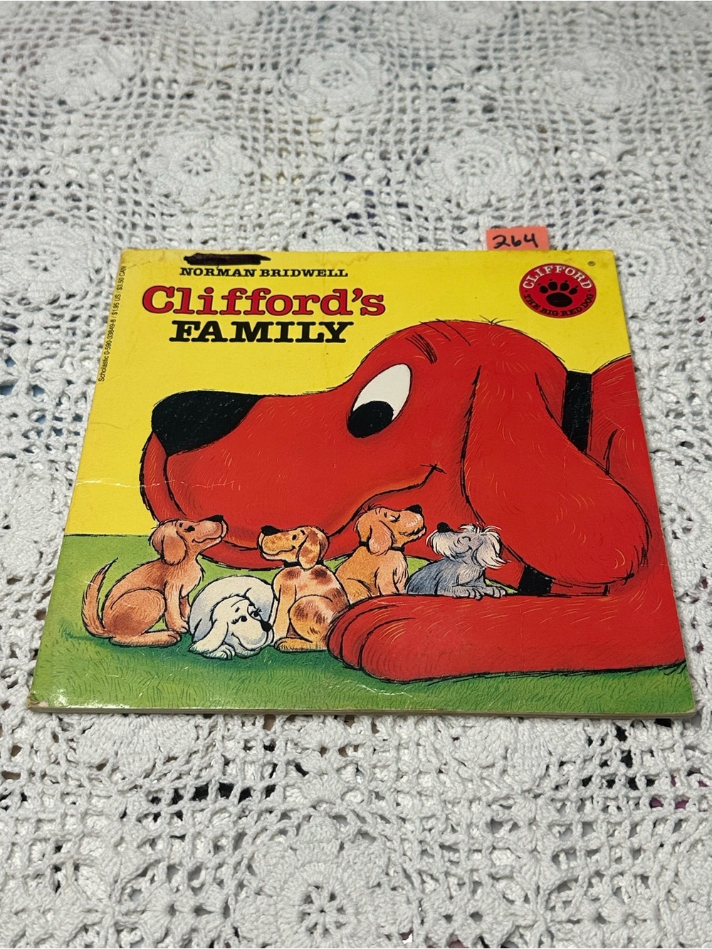 Vintage 1984 Clifford's Family Scholastic softcover book